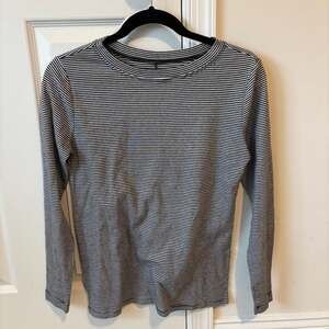 LOFT Women's Striped Long Sleeve Crewneck Tee Size M